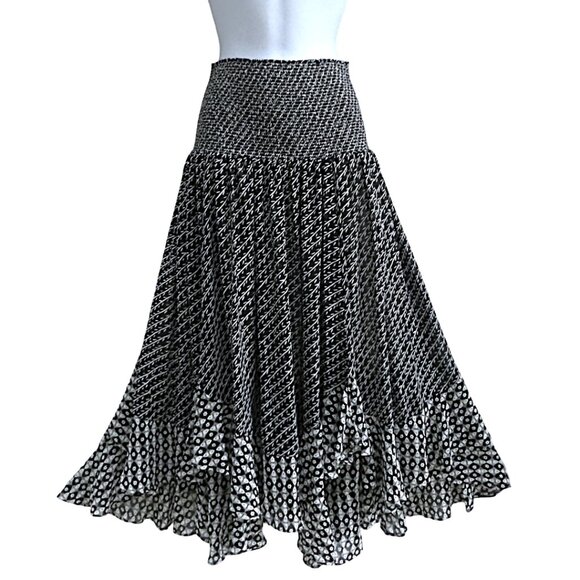 Akemi Kin Anthropologie Maxi Skirt Black White Floral Prints Playful Ruffle S - Picture 1 of 4